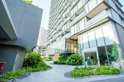 Luxury 2BR Sea View Apartment with Private Lift and Free Parking, Ko Sichang