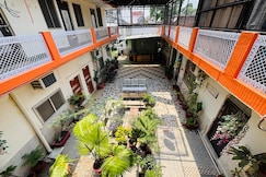 Shri Hari Lodge, Ayodhya
