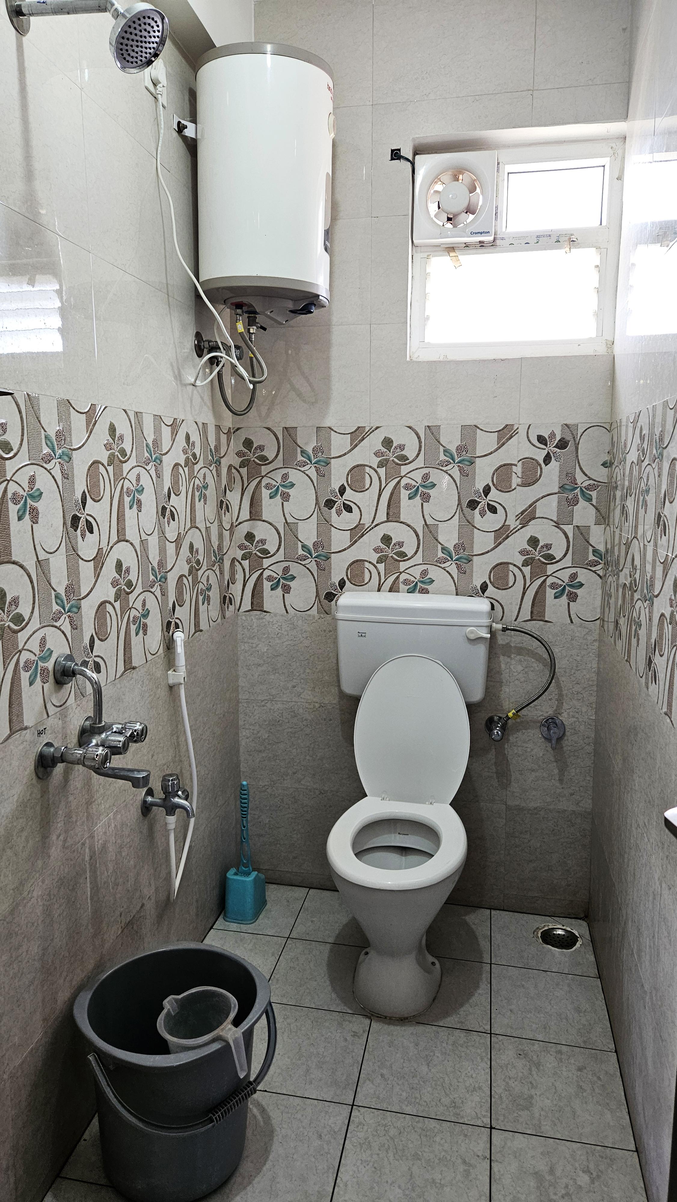 Rodas Serviced Apartment - Tap to explore photos