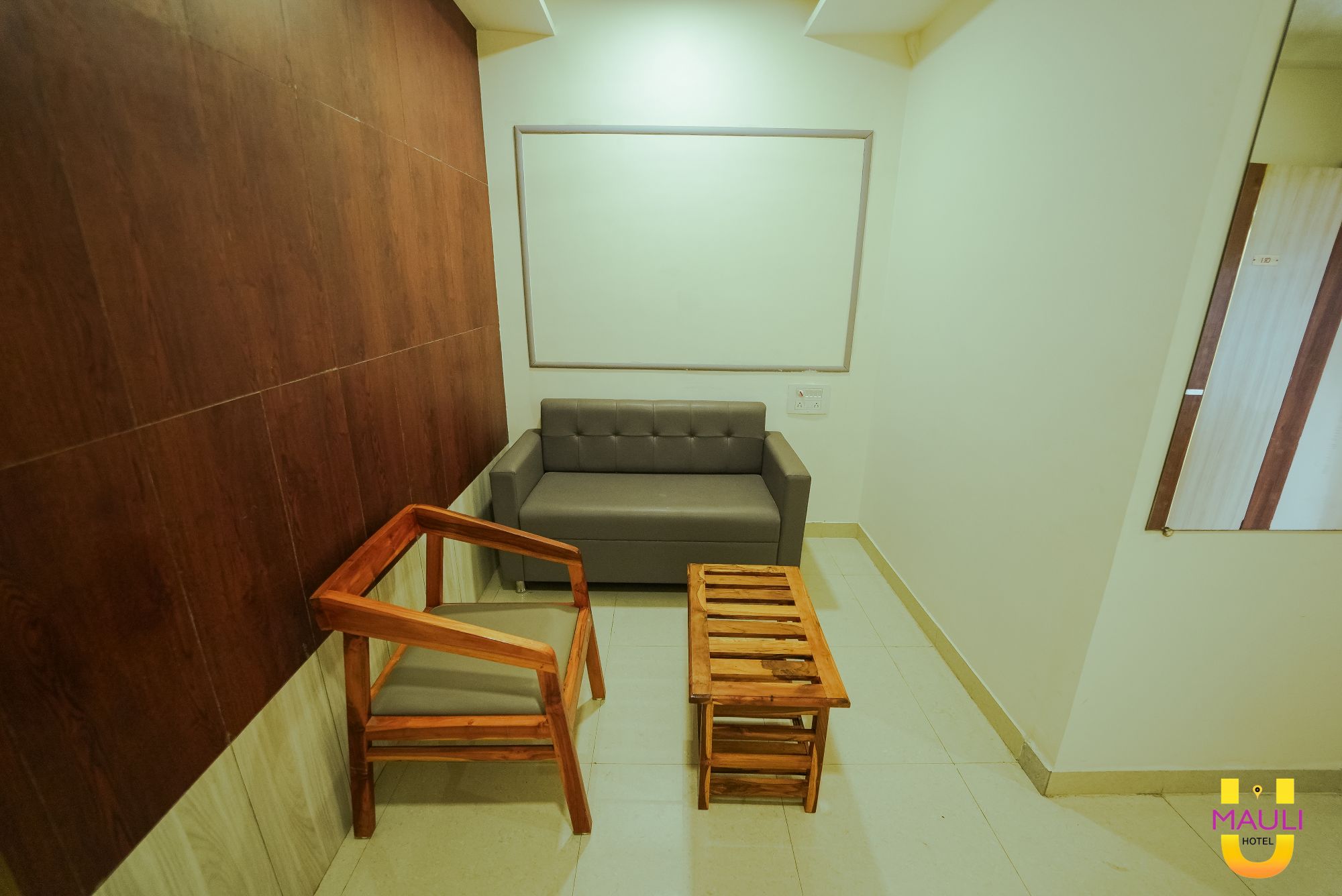 Mauli Hotel 4