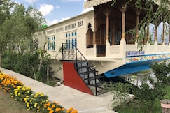 Houseboat Mughal-e-Azam, Srinagar