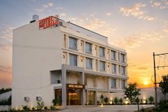 Hotel The lunar, Somnath