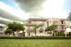 Perch Service Apartment Near Medanta, Gurgaon