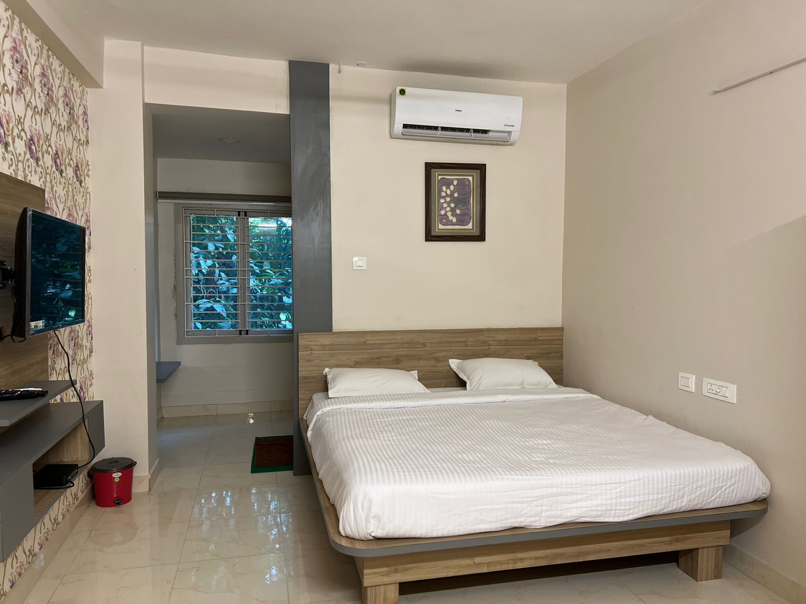 SUBHAM GUEST HOUSE - Tap to explore photos