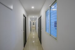 Hotel O Varcity Phi Premium Pavilion ,Above HDFC Bank ,Near Anjaneya Temple Madiwala, Hosur Main r, Bangalore
