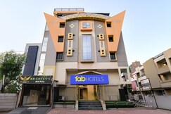 FabHotel BR Green, Indore