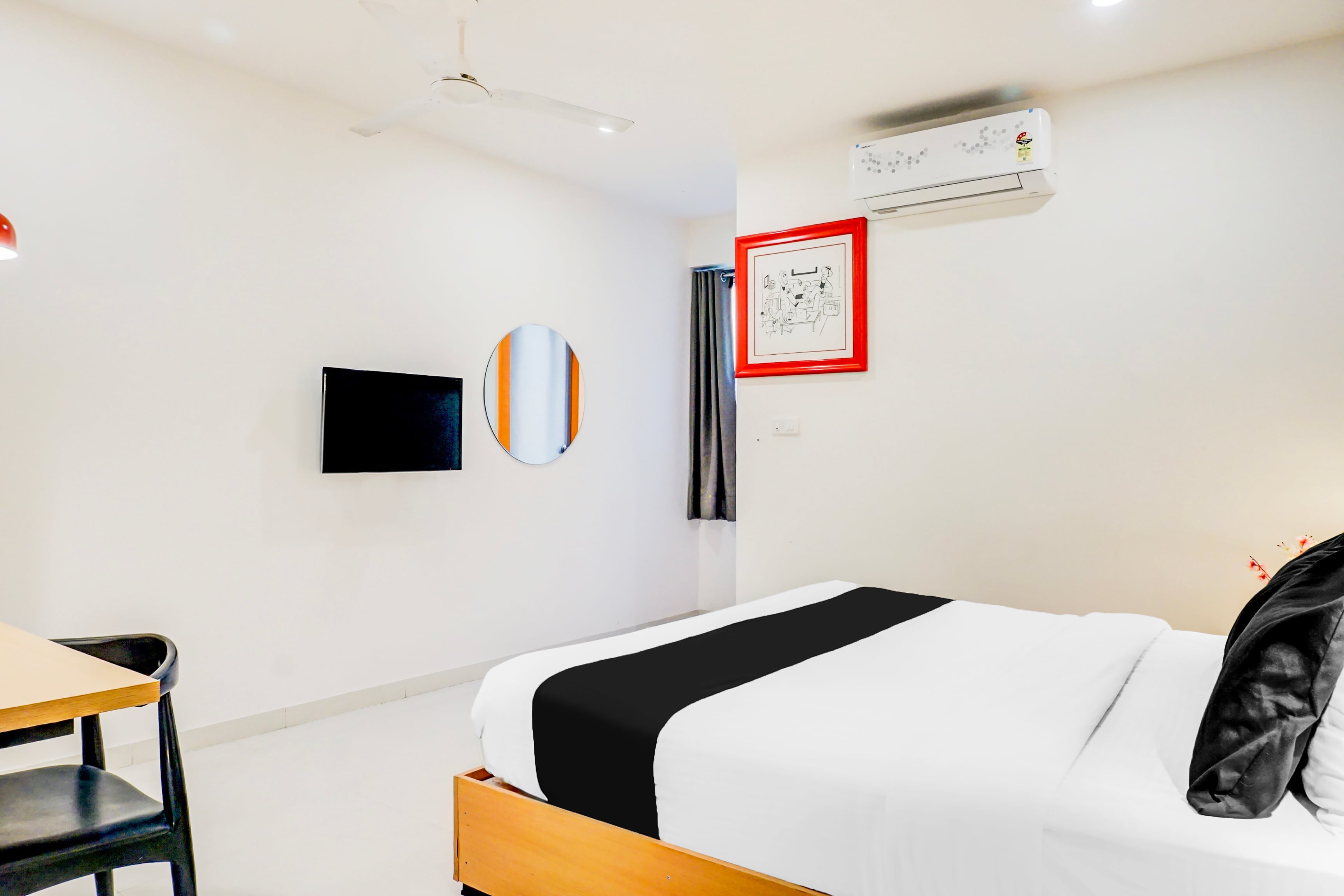Super Townhouse Hadapsar formerly Savali Inn 2