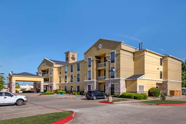Best Western Plus McKinney Inn and Suites - Tap to explore photos