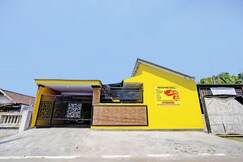 OYO Life 92920 Rumah Kost Azca, Sidoarjo