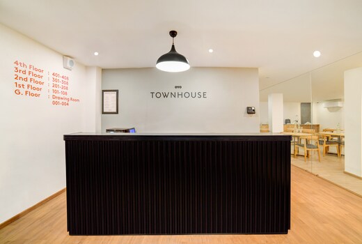 Super Townhouse 219