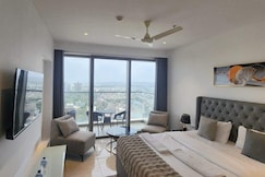 14 Furnishingnest suite with Balcony Infinity Pool, Gurgaon