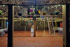 WoodPacker Hostel | Rooms & Dorms, Pondicherry