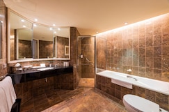 InterContinental Adelaide, Adelaide