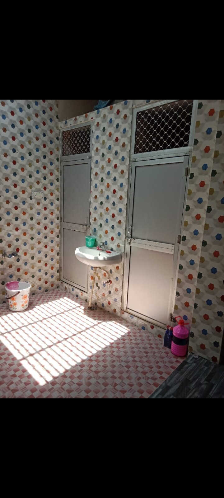 Saryu residency - Tap to explore photos