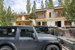 HOTEL NAMGYAL VILLA , Nubra Valley