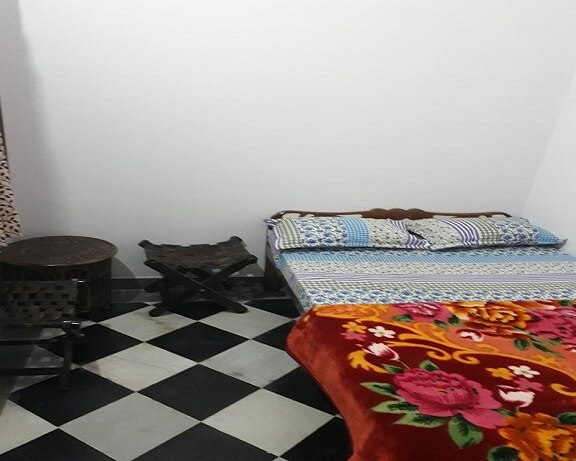 Sejal Paying Guest House - Tap to explore photos