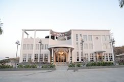 Hotel Sachin Chas, Ahilyanagar