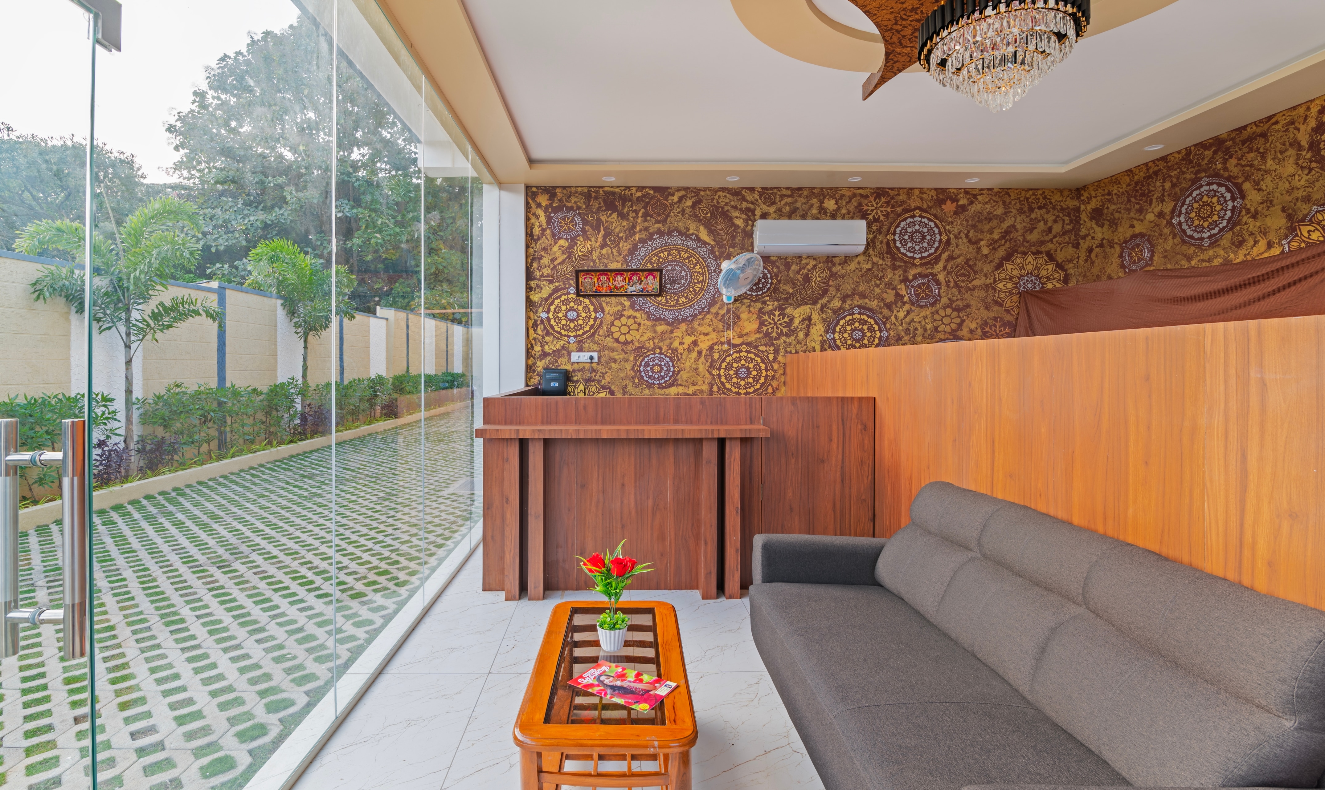 Itsy Hotels Kurinji Stay Inn - Tap to explore photos