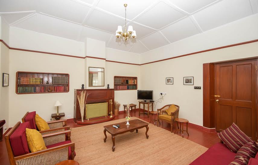 Stanmore Bungalow | Rooms in a Villa - Tap to explore photos