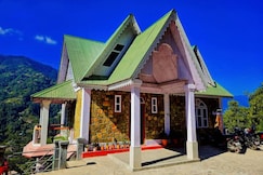 U-Turn Meghmallar Retreat, Chimney, Kurseong, Kurseong