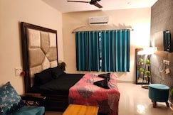 Ivy Good Vibes 302 Private Studio, Oshiwara Mumbai, Mumbai