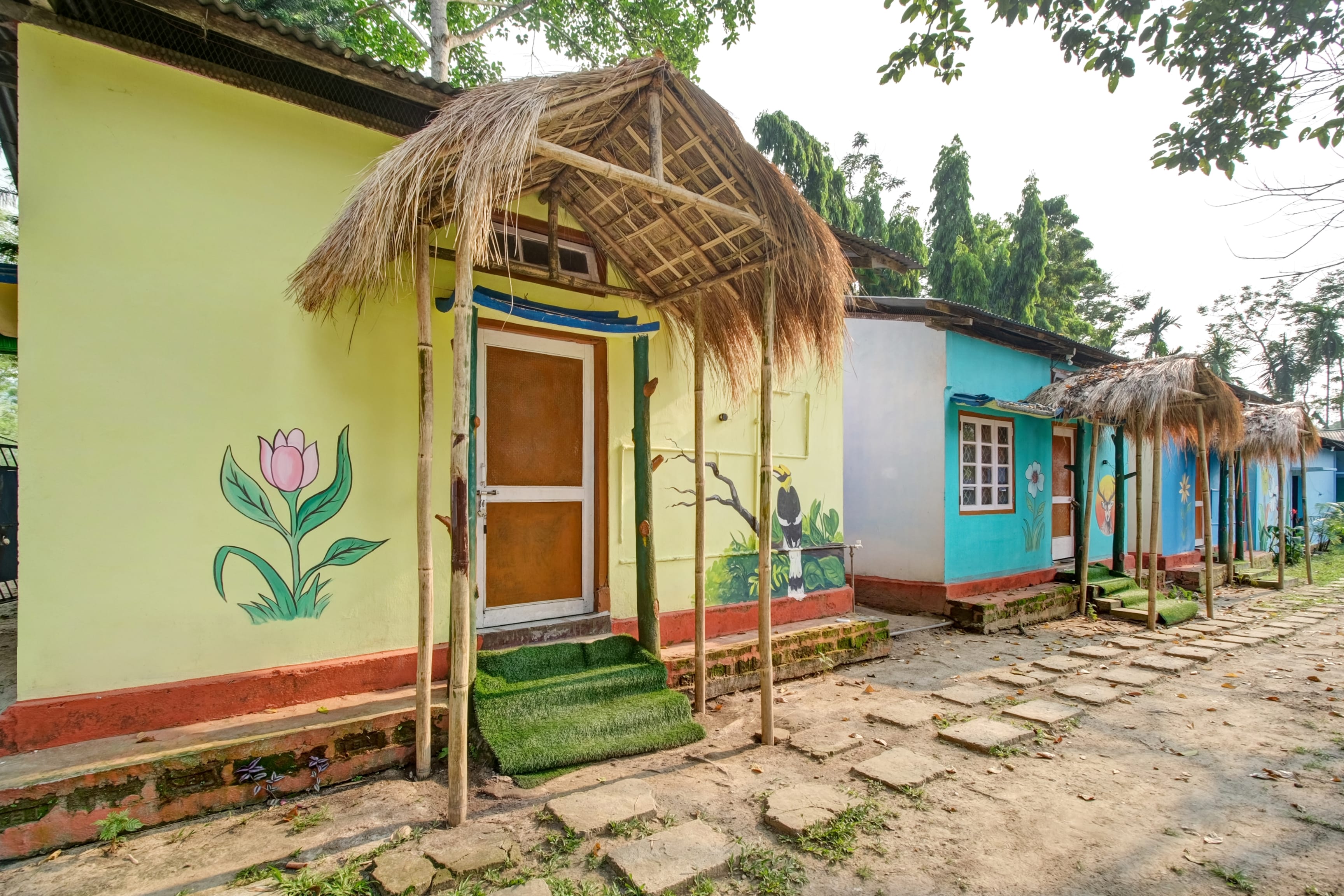 Hotel O Heritage Nest Resort Kazirnga - Tap to explore photos