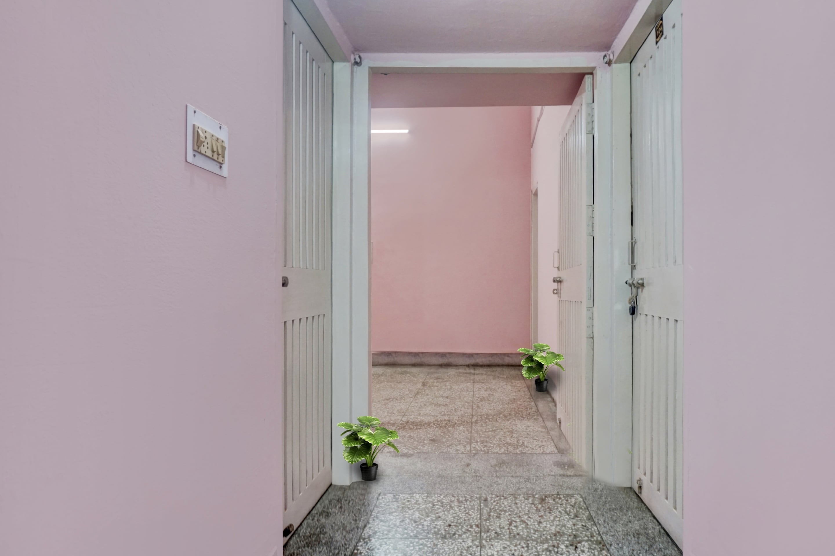 Hotel O Kashyap Heritage - Tap to explore photos