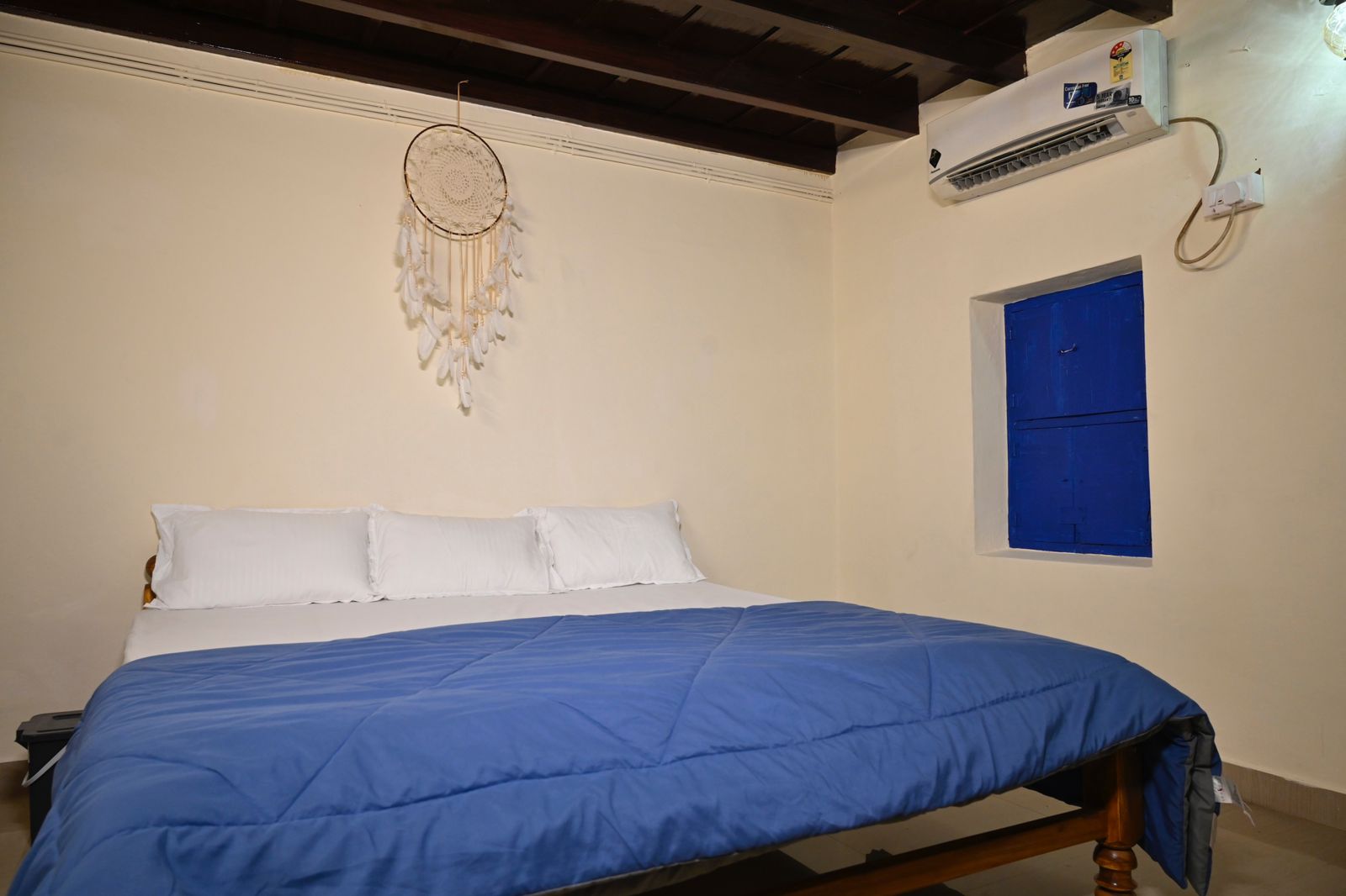 Malpe BeachGuest House - Tap to explore photos