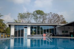 Canal Touch Resort, Karjat