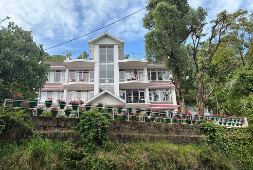 Satobari Greens Homestay | Rooms & Kitchen
