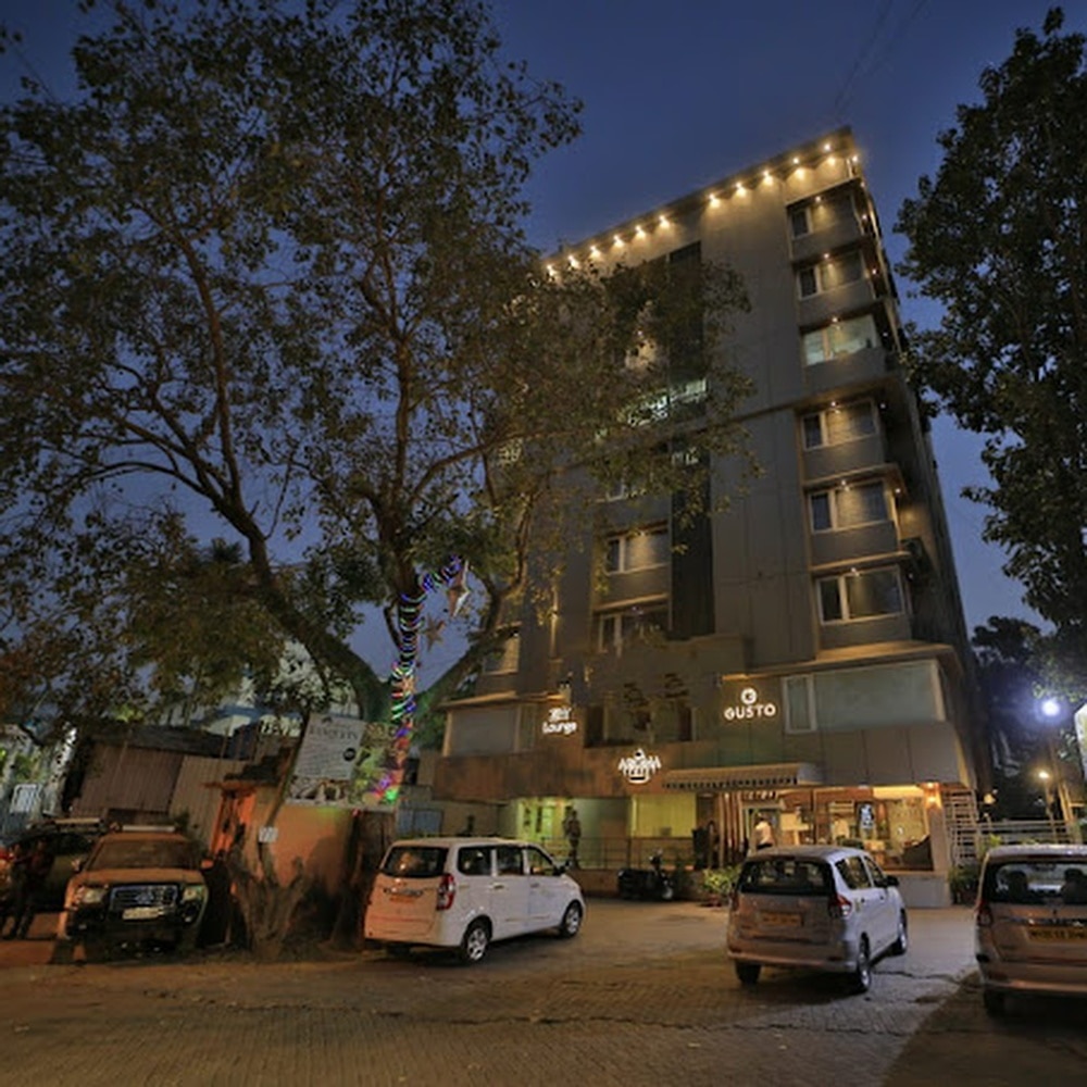 THE HOTEL LEEGRAND INN - Tap to explore photos
