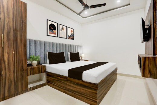 Super Hotel O Natraj Paying guest house