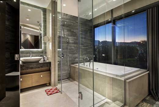 Doubletree By Hilton Istanbul Piyalepasa Istanbul Hotel Price Address Reviews