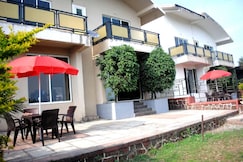 Mahabaleshwar waterfall view villa, Mahabaleshwar