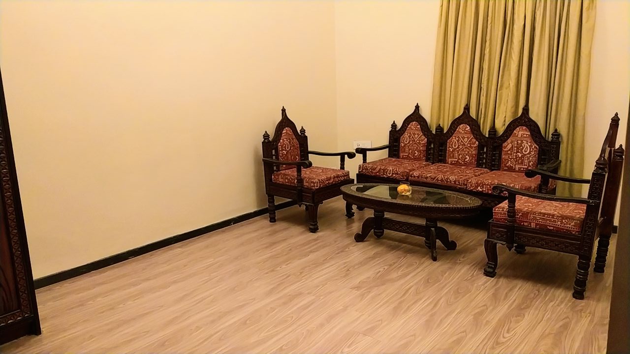 Palanpur Palace - Tap to explore photos