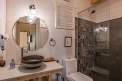 Mori by the sea |Villa and Cottages, Goa
