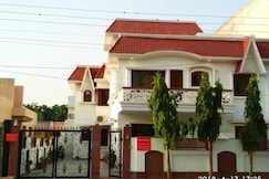 White Castle  Manesar, Manesar