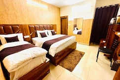 Hotel Golden Retreat, Katra