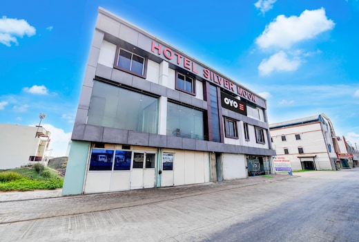 SPOT ON Hotel Silver Moon