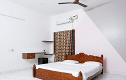 Master Bedroom 1