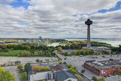 DoubleTree Fallsview Resort & Spa by Hilton Niagara Falls, Toronto