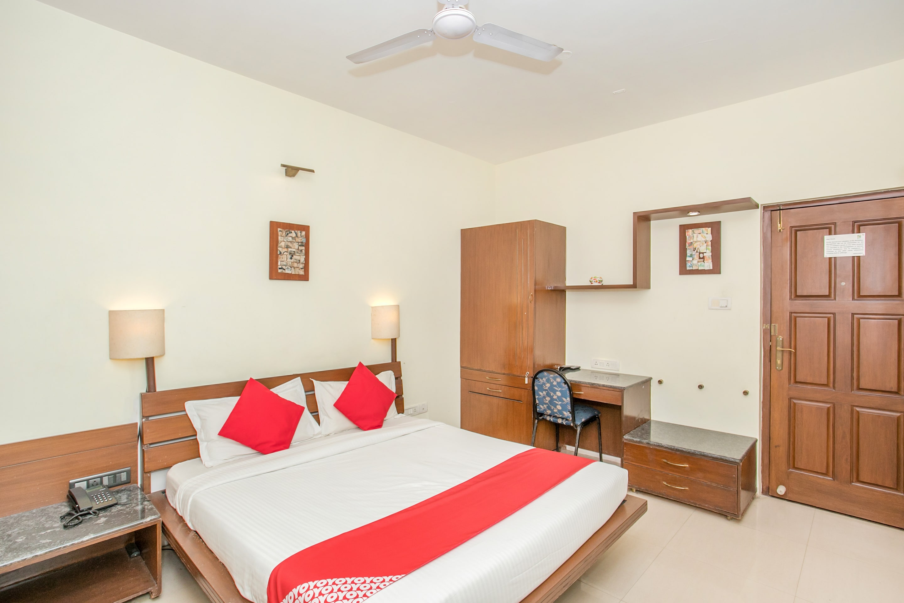 Super Hotel O Petunia Boutique Hotel - Tap to explore photos