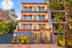 Mauryan Signature hotel with Airport View, Delhi