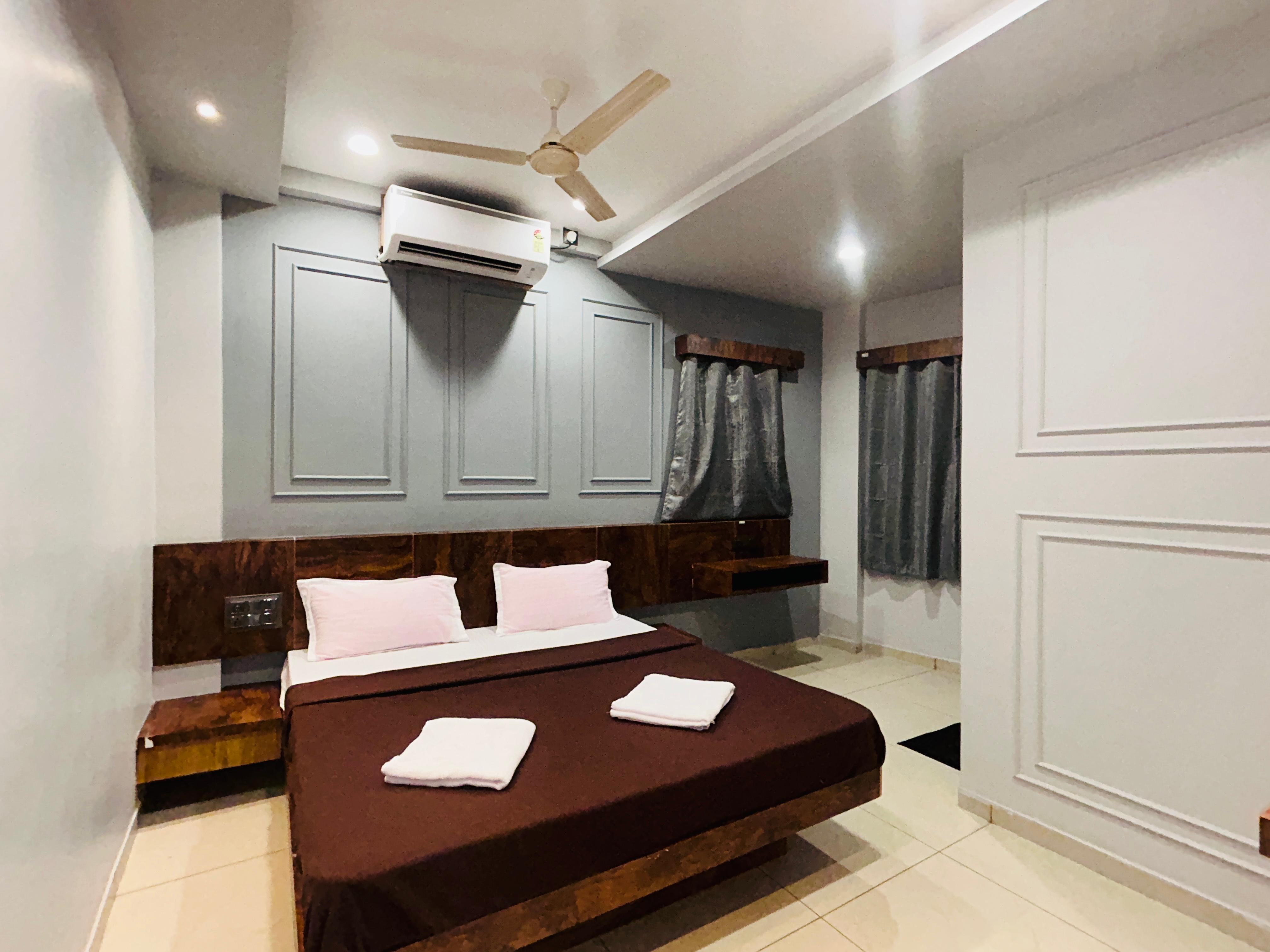 Hotel Majestic, Kolhapur 3