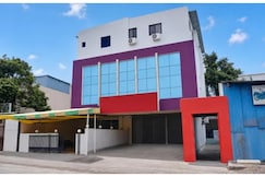 FabHotel Nutan Lodging, Pune