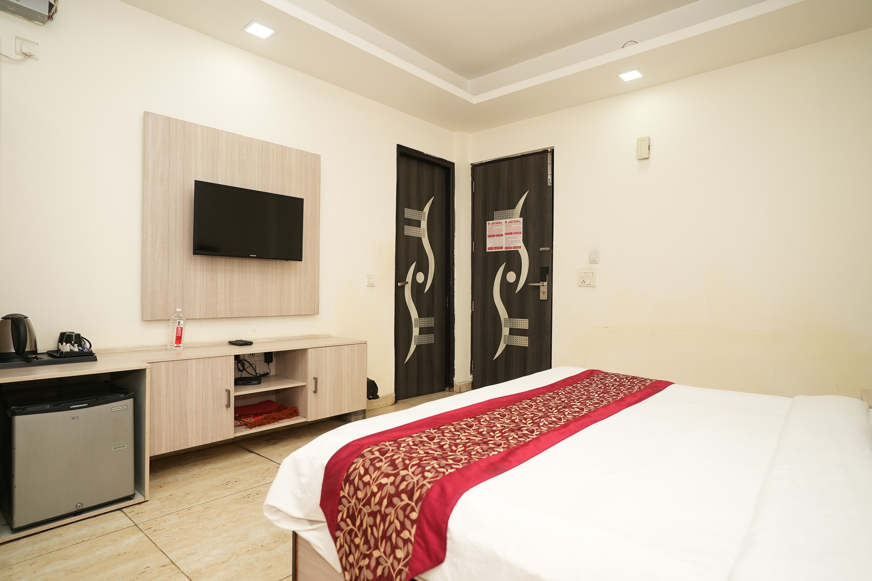 Kabul Hotel Medanta Hospital, Gurugram - Tap to explore photos