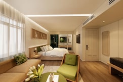 NiK Hotel Nguyen Trai, Can Giuoc
