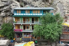 Fizaguesthouse, Khalsi