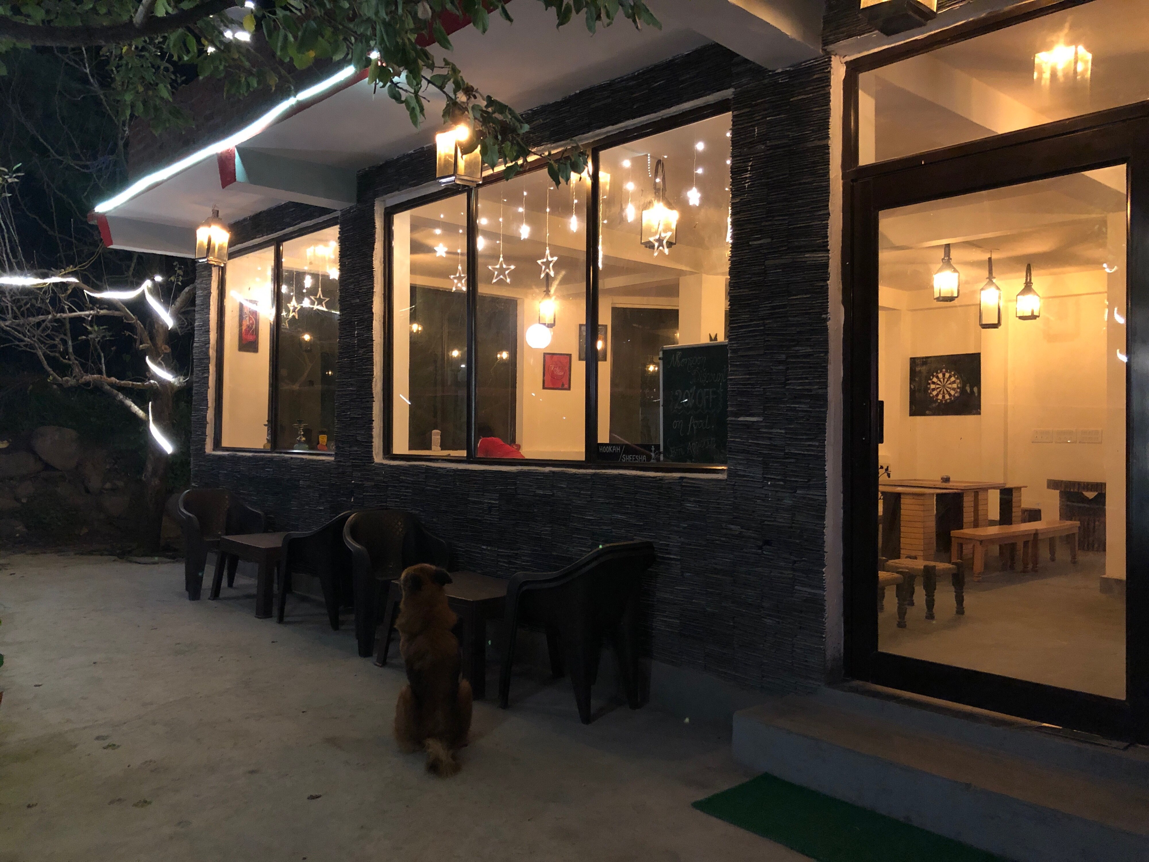 Red House Cafe Manali Guest House Free Cancellation Price Address Reviews