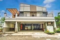 Hotel O near Ciputra World Surabaya formerly Darmo Residence, Gresik